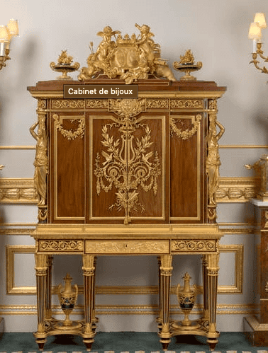 cabinet de bijoux