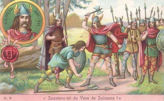 La vengeance du vase de Soissons : Clovis tranchant la tête du soldat